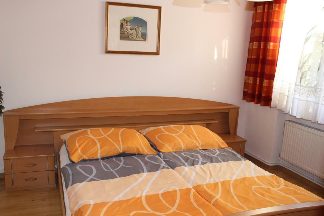 Appartement "Blumengassl" Moerbisch Am See Exterior photo